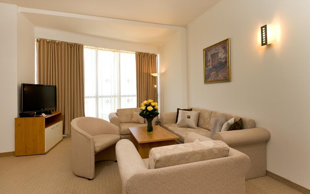 อะพอลโล โกลเดน แซนด์ - อัลตร้า ออล อินคลูซีฟ Hotel โกลเดน แซนส์ ภายนอก รูปภาพ
